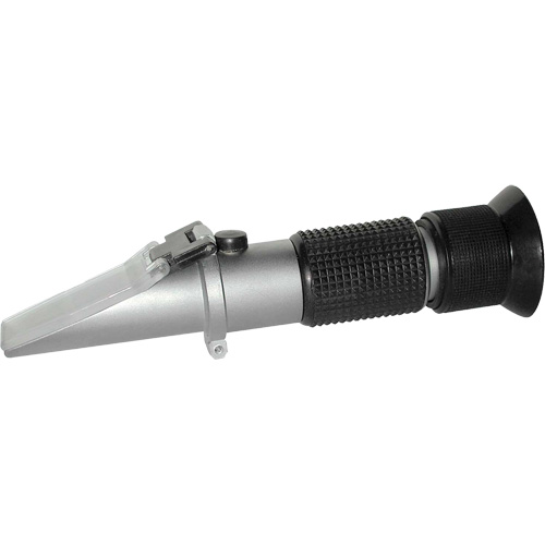 Refractometer